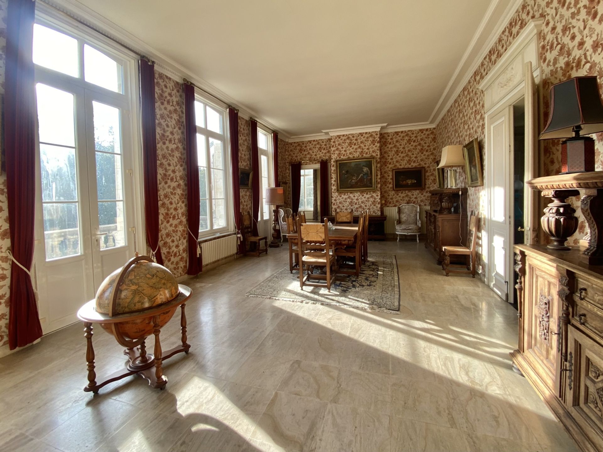 propriété 16 Pièces en vente sur AIRE SUR LA LYS (62120)