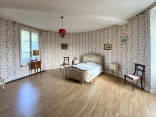 propriété 16 Pièces en vente sur AIRE SUR LA LYS (62120)