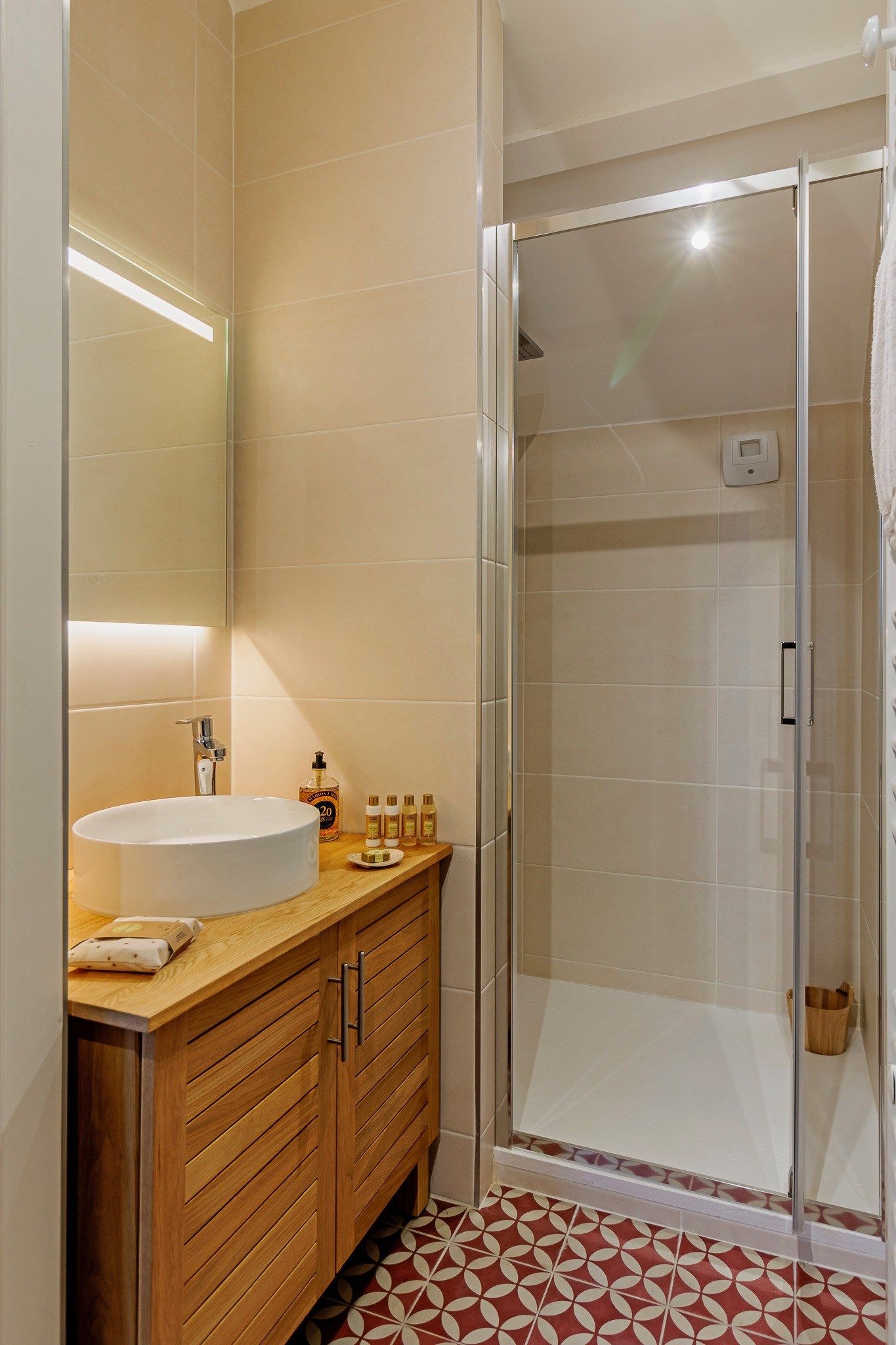 house 5 Rooms for seasonal rent on MONTREUIL (62170)