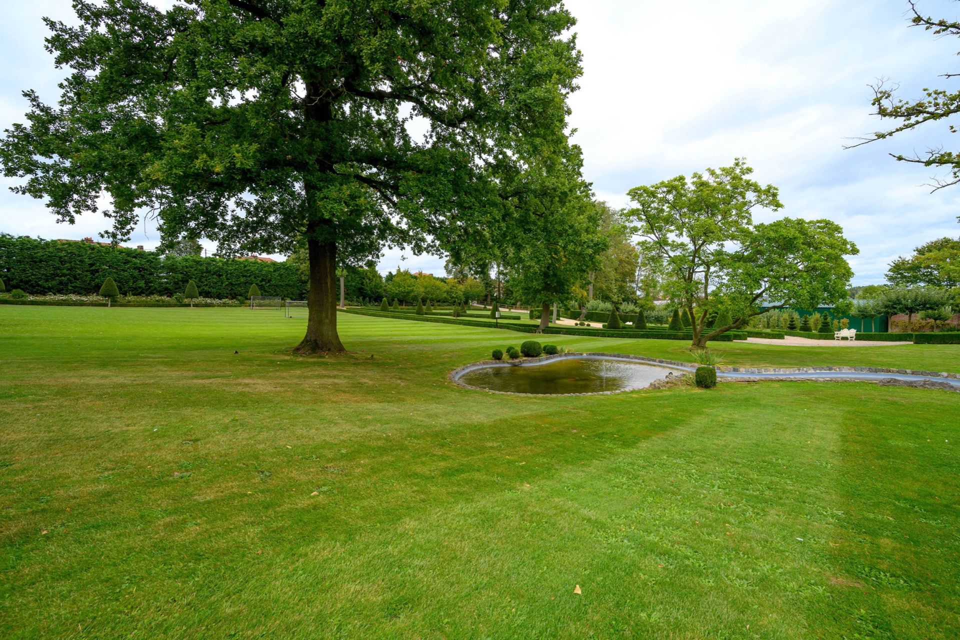 château 13 Pièces en vente sur MERIGNIES (59710)