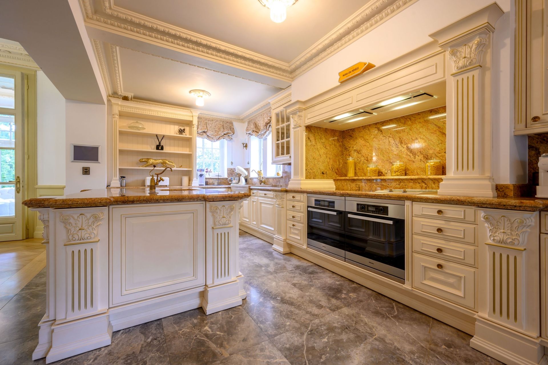 château 13 Pièces en vente sur MERIGNIES (59710)