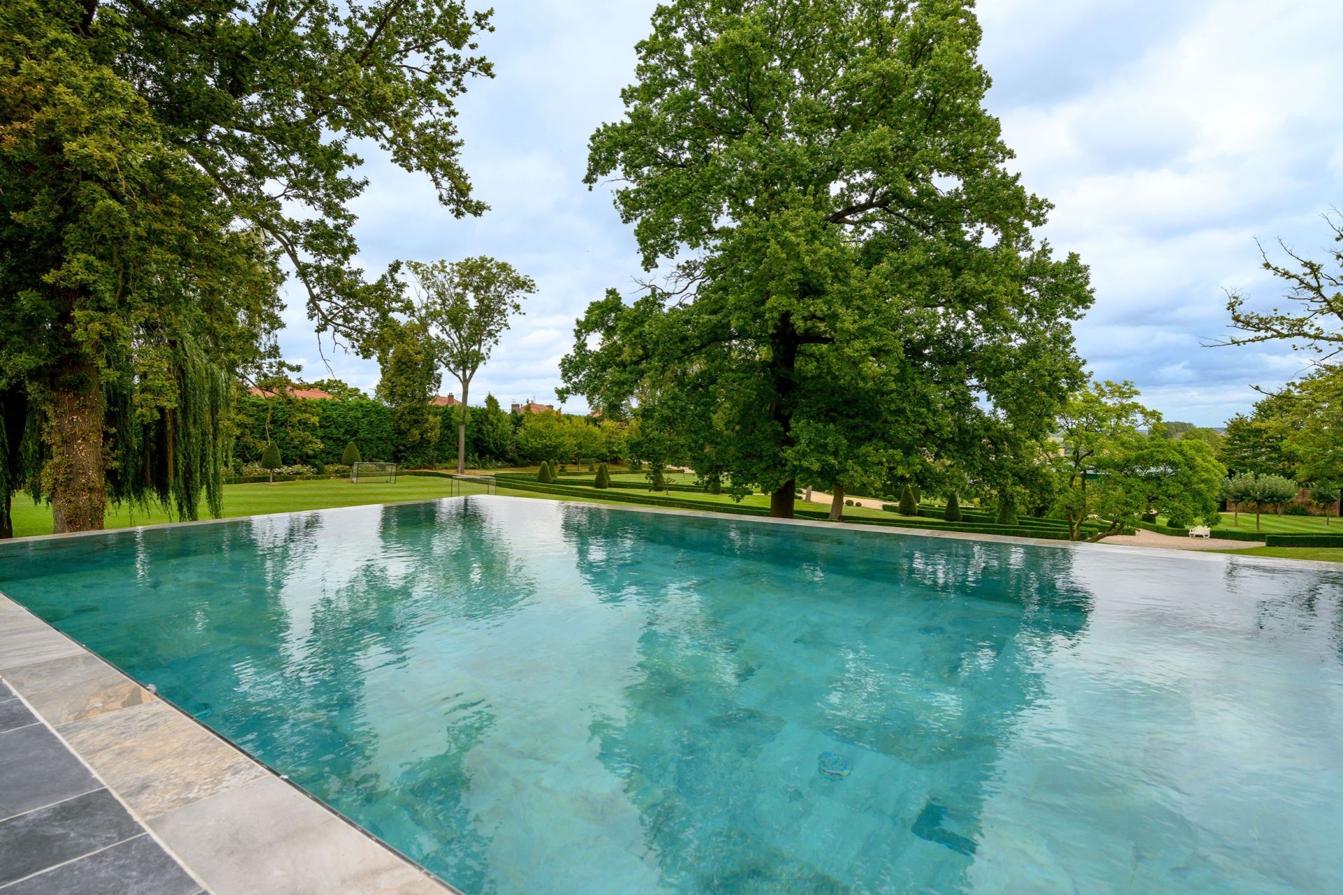 château 13 Pièces en vente sur MERIGNIES (59710)