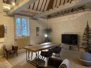 house 8 Rooms for sale on MONTREUIL (62170)