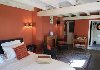 house 8 Rooms for sale on MONTREUIL (62170)