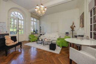 hôtel particulier 15 Pièces en vente sur MONTREUIL (62170)