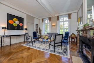 hôtel particulier 15 Pièces en vente sur MONTREUIL (62170)