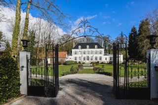 hôtel particulier 15 Pièces en vente sur MONTREUIL (62170)