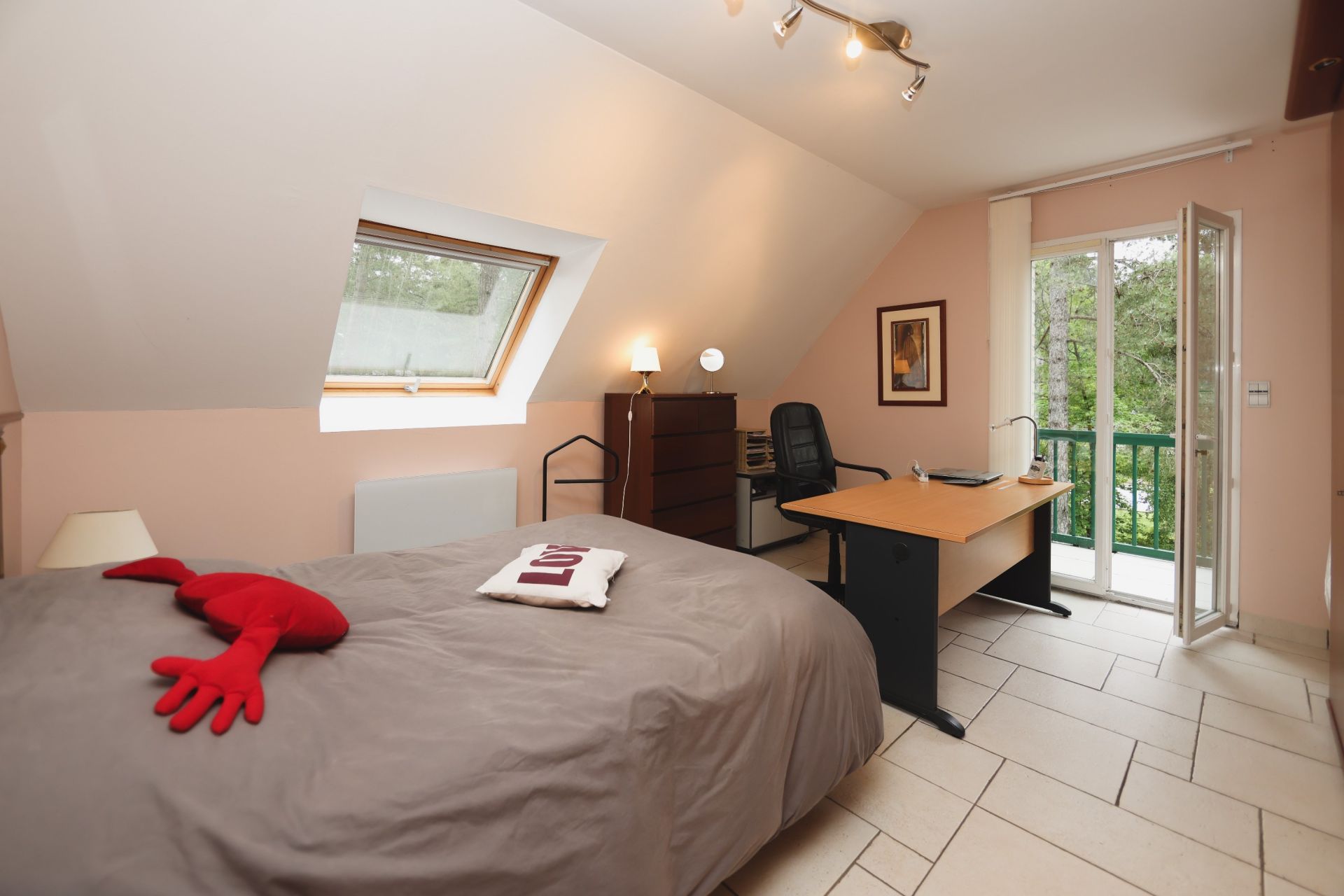 house 8 Rooms for sale on NEUFCHATEL HARDELOT (62152)