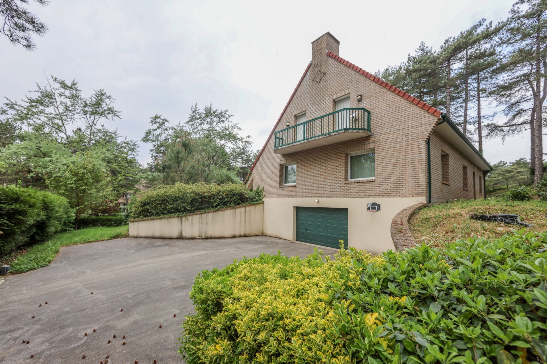 house 8 Rooms for sale on NEUFCHATEL HARDELOT (62152)