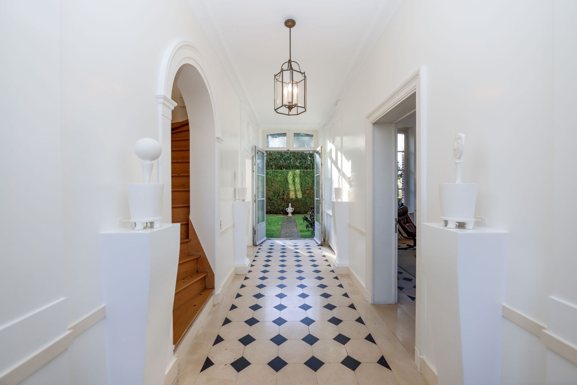 mansion 8 Rooms for sale on BEUSSENT (62170)