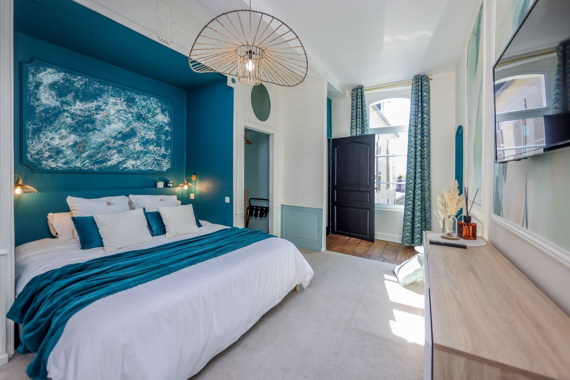 hôtel particulier 10 Pièces en vente sur MONTREUIL SUR MER (62170)