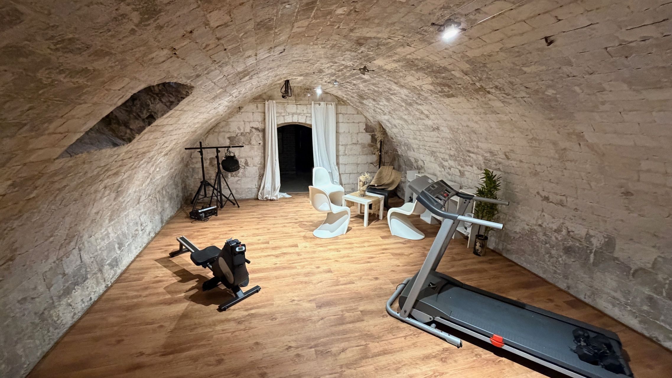 hôtel particulier 10 Pièces en vente sur MONTREUIL SUR MER (62170)