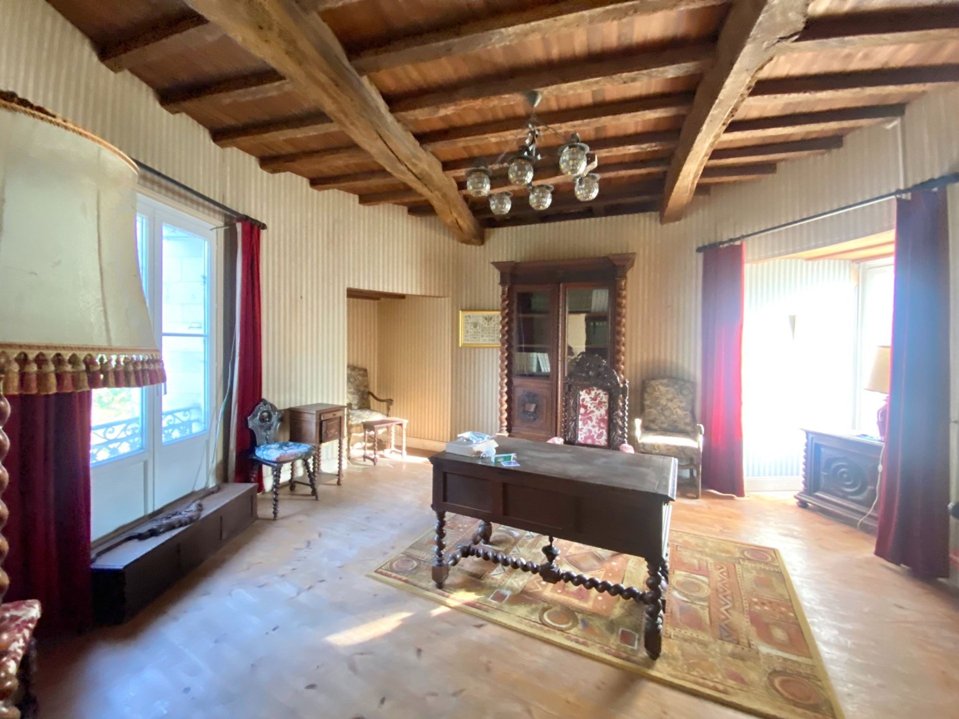 propriété 16 Pièces en vente sur AIRE SUR LA LYS (62120)