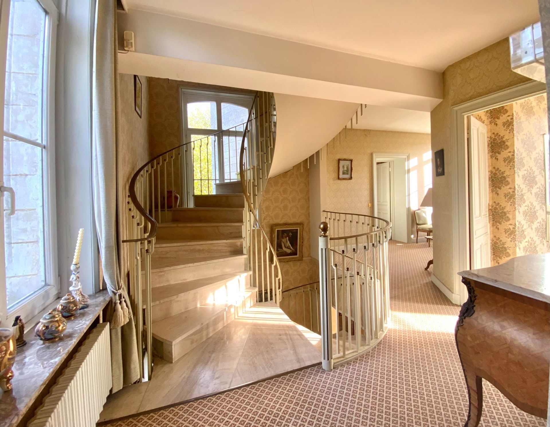 propriété 16 Pièces en vente sur AIRE SUR LA LYS (62120)
