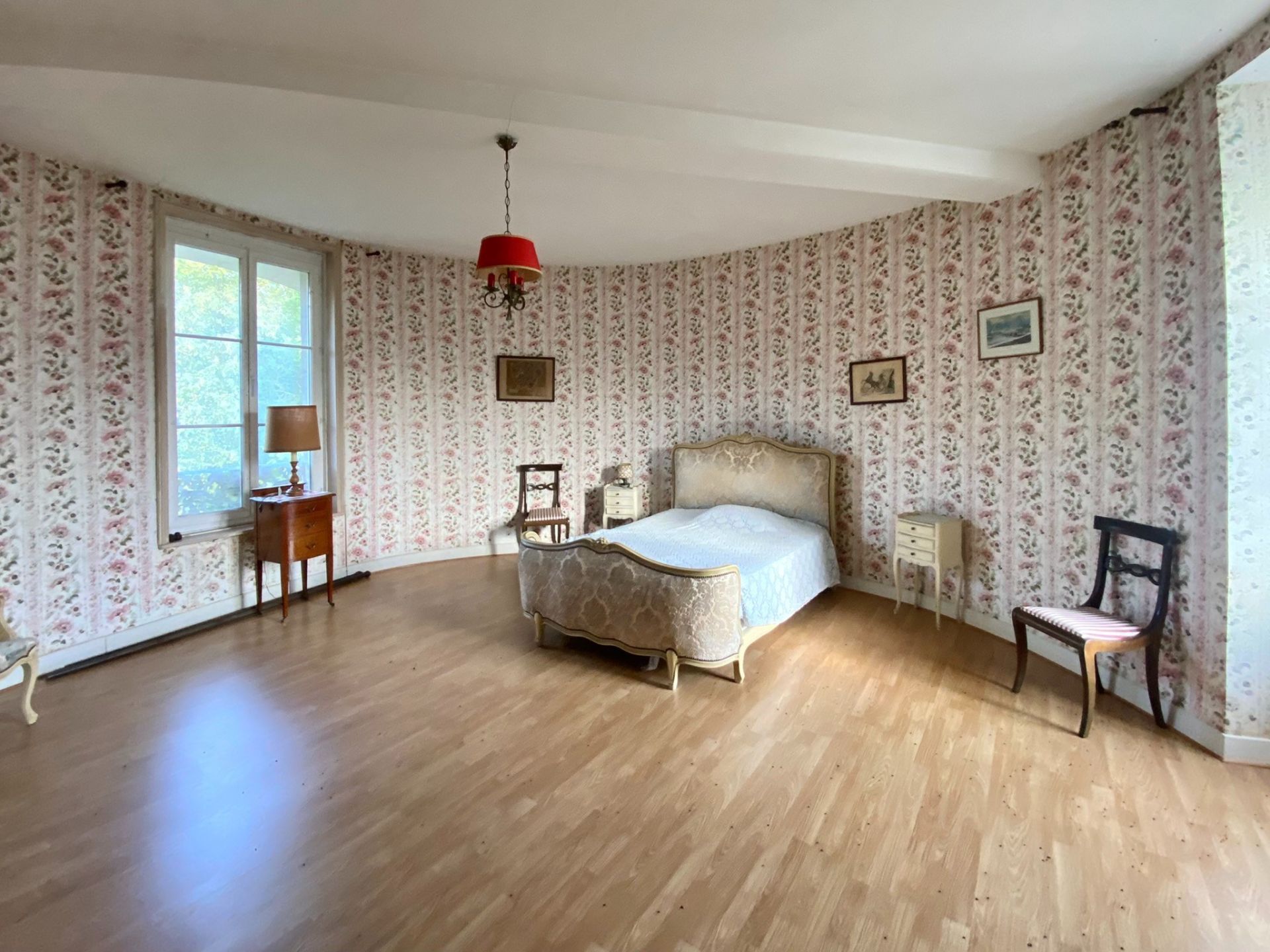 propriété 16 Pièces en vente sur AIRE SUR LA LYS (62120)
