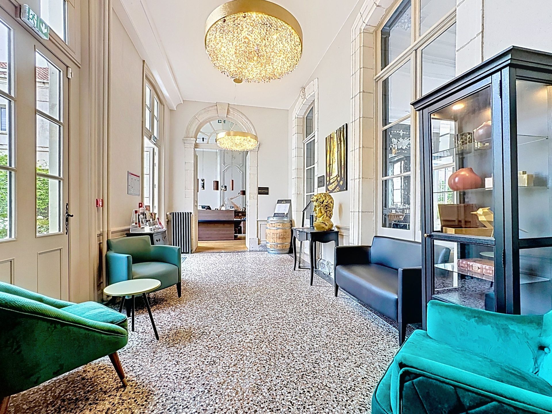 mansion (hôtel particulier) 21 Rooms for sale on MONTREUIL SUR MER (62170)