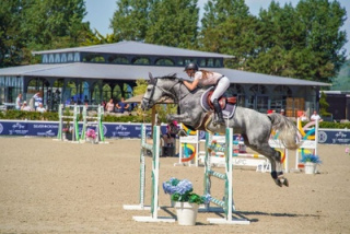 Horse riding - Pony / Club / Amateur show jumping competitions
